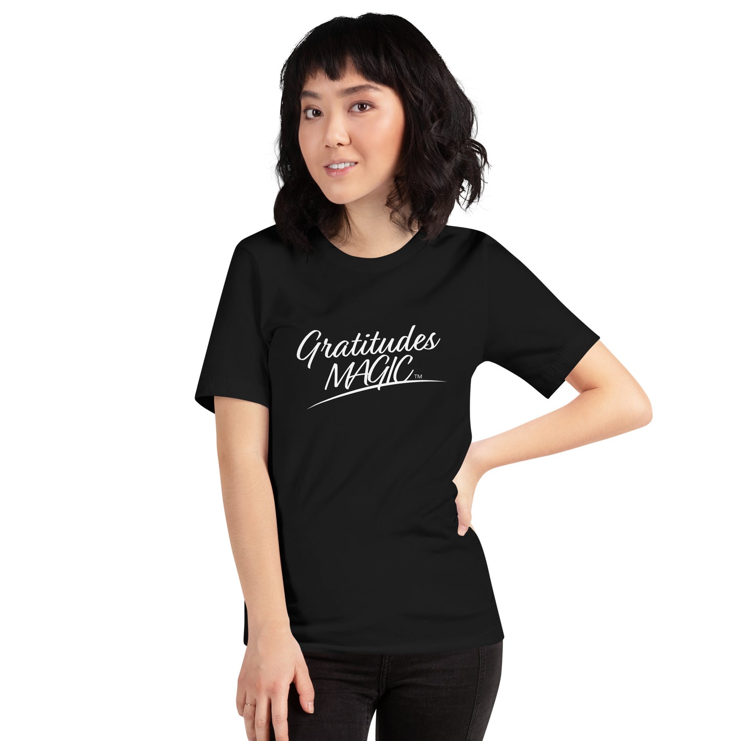 Affordable unisex short sleeve shirts- Pretty model